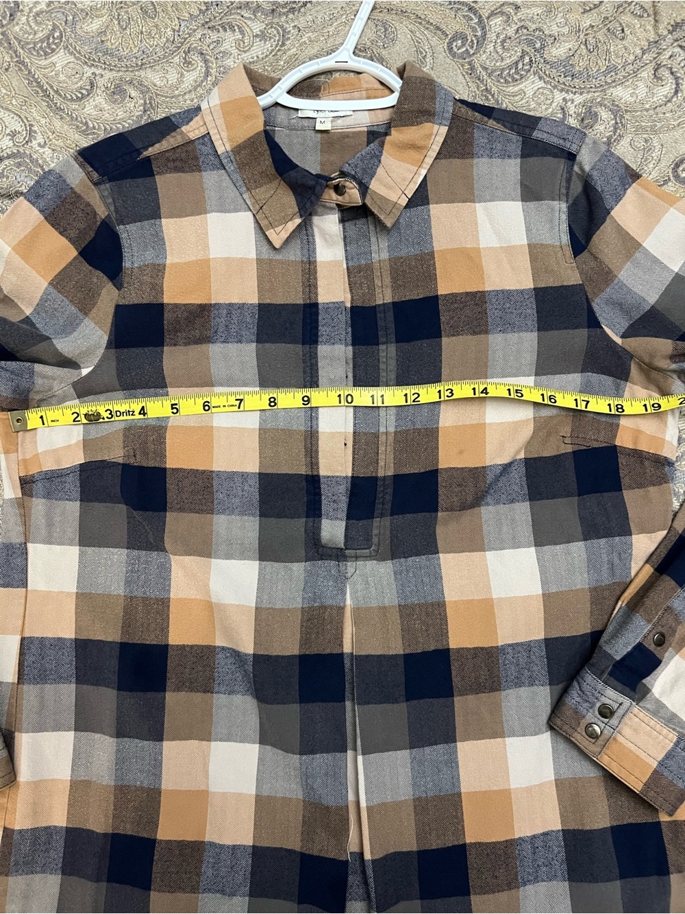 Tyler Boe flannel popover tunic features a brown, cream and blue plaid, Size M - Picture 3 of 14